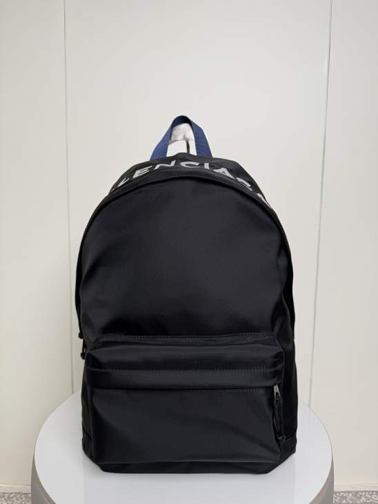 Picture of Balenciaga Handbags _SKUfw229782382fw